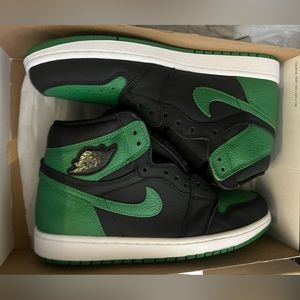Jordan 1 pine green black